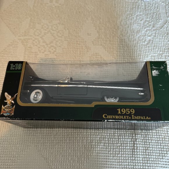 Road Signature Deluxe Collection 1959 Chevrolet Impala Black Edition Diecast Car - Picture 1 of 14
